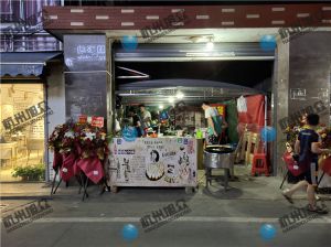 客戶購買《XZ-612包子機》調試師傅調不過來，部門經(jīng)理親自上門調試